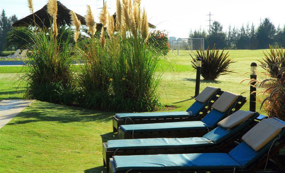Hotel Wyndham Garden Campana Exterior foto
